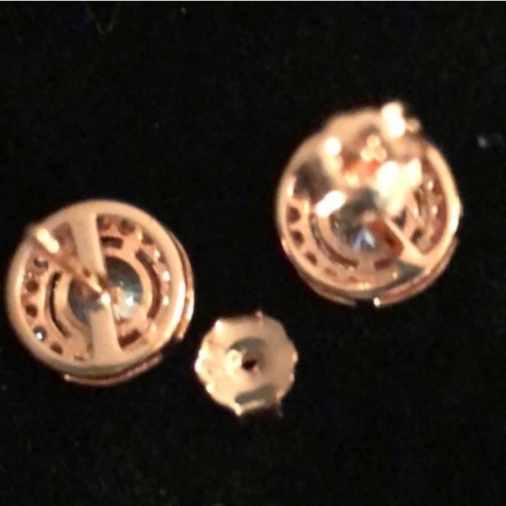 3.44 CTTW Halo Stud Swarovski CZ Rose Gold .925 - Picture 5 of 6